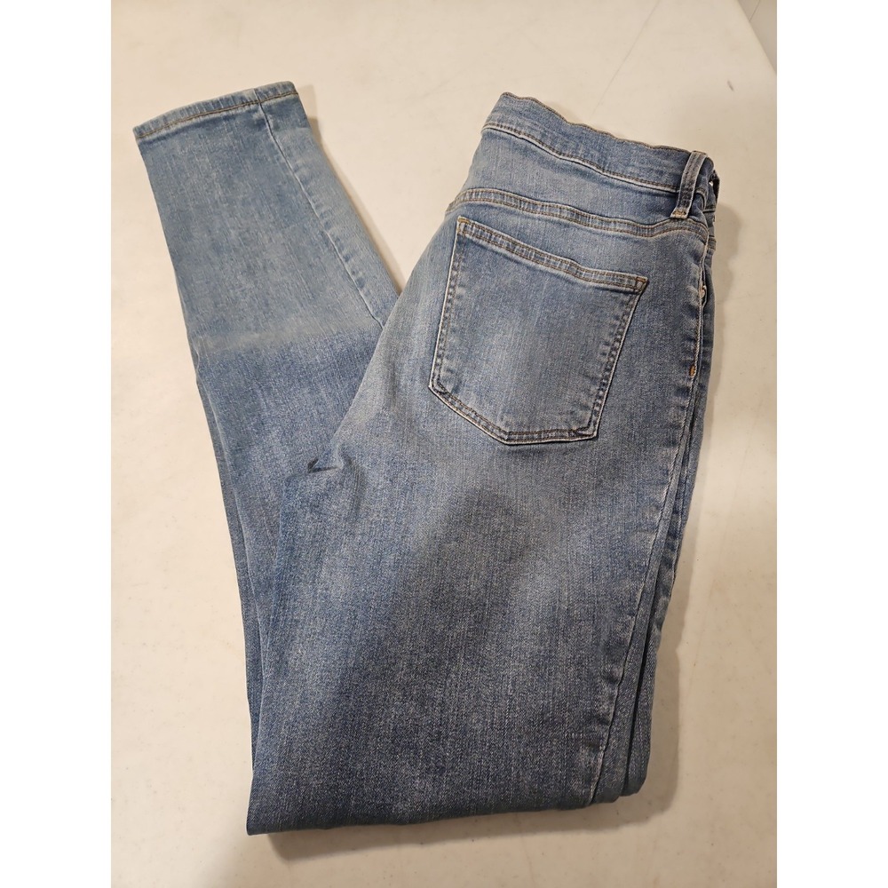Free People jeans womens size 31R skinny style Light Wash High-Rise (J58